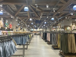 杨幂带火“新中式”国内外品牌混战
